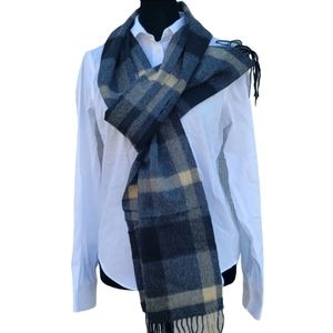 Clubroom 100% Cashmere Scarf.  New With Tags $120. Unisex.